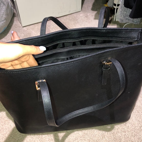 Michael Kors tote purse!!! Perfect condition - Picture 5 of 5